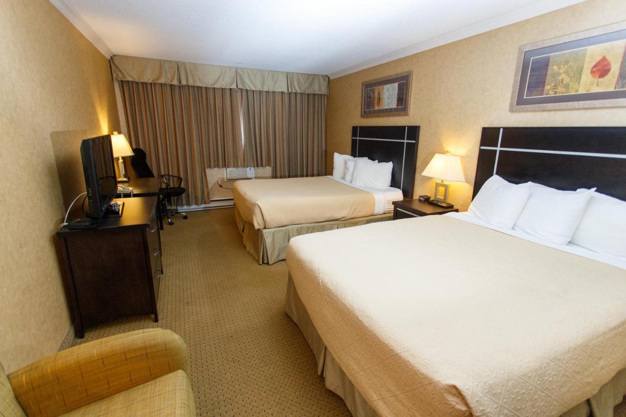 The George Dawson Inn & Conference Centre Dawson Creek Bagian luar foto