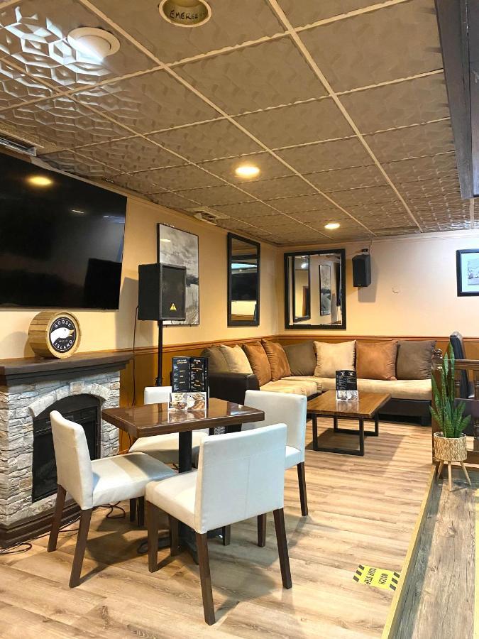 The George Dawson Inn & Conference Centre Dawson Creek Bagian luar foto
